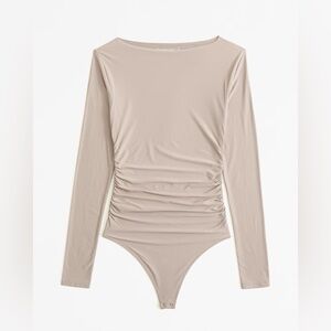 Soft Matte Seamless Long-Sleeve Slash Bodysuit